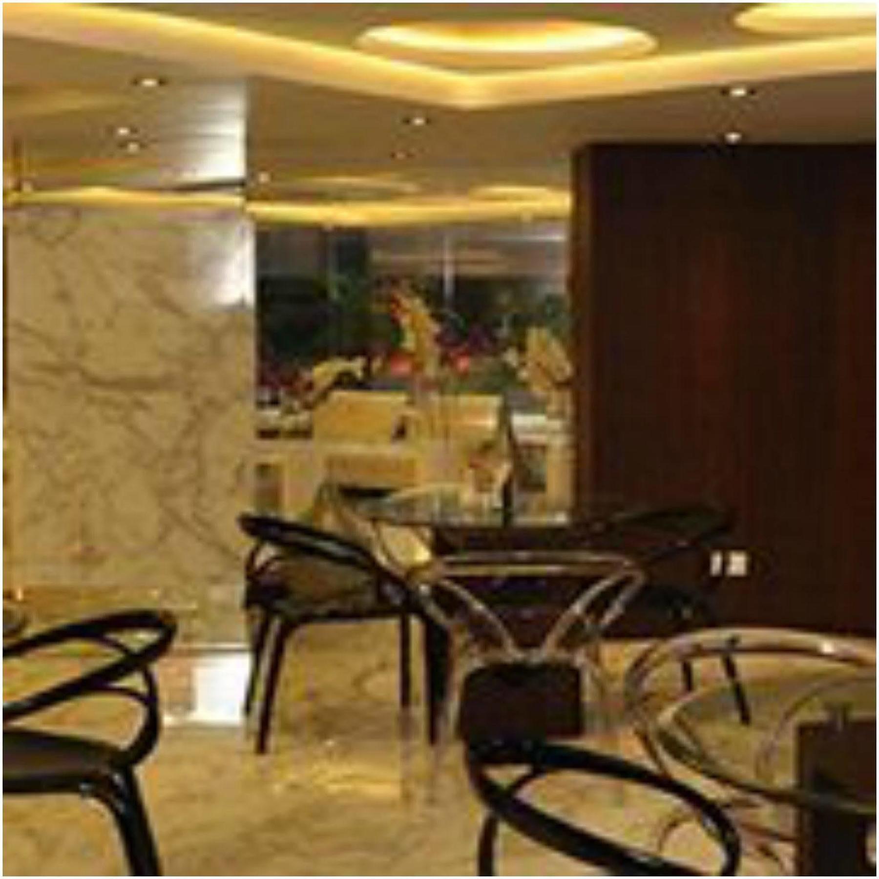 Kempton Hotel Calcutta Buitenkant foto
